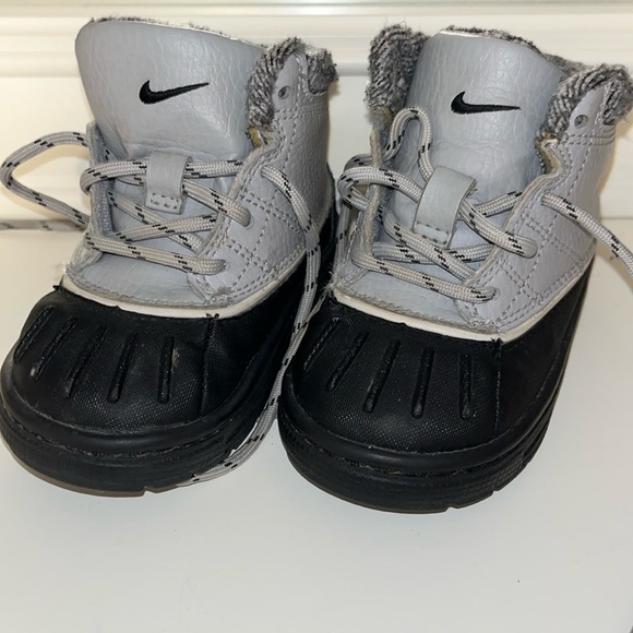 Nike Other - Nike Toddler / Baby Snow or Outdoor / Rain Boot - size 5.5 C
